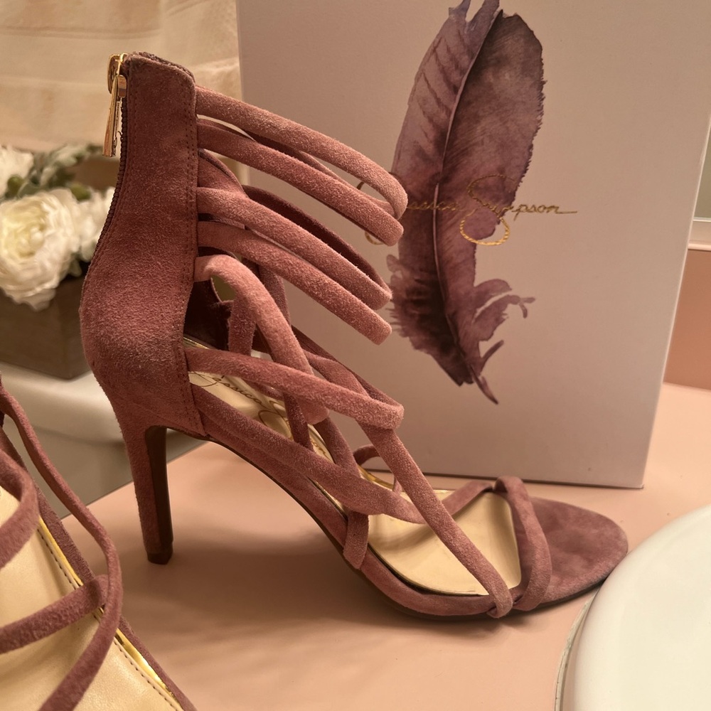 Jessica Simpson mauve suede stiletto size 6.5